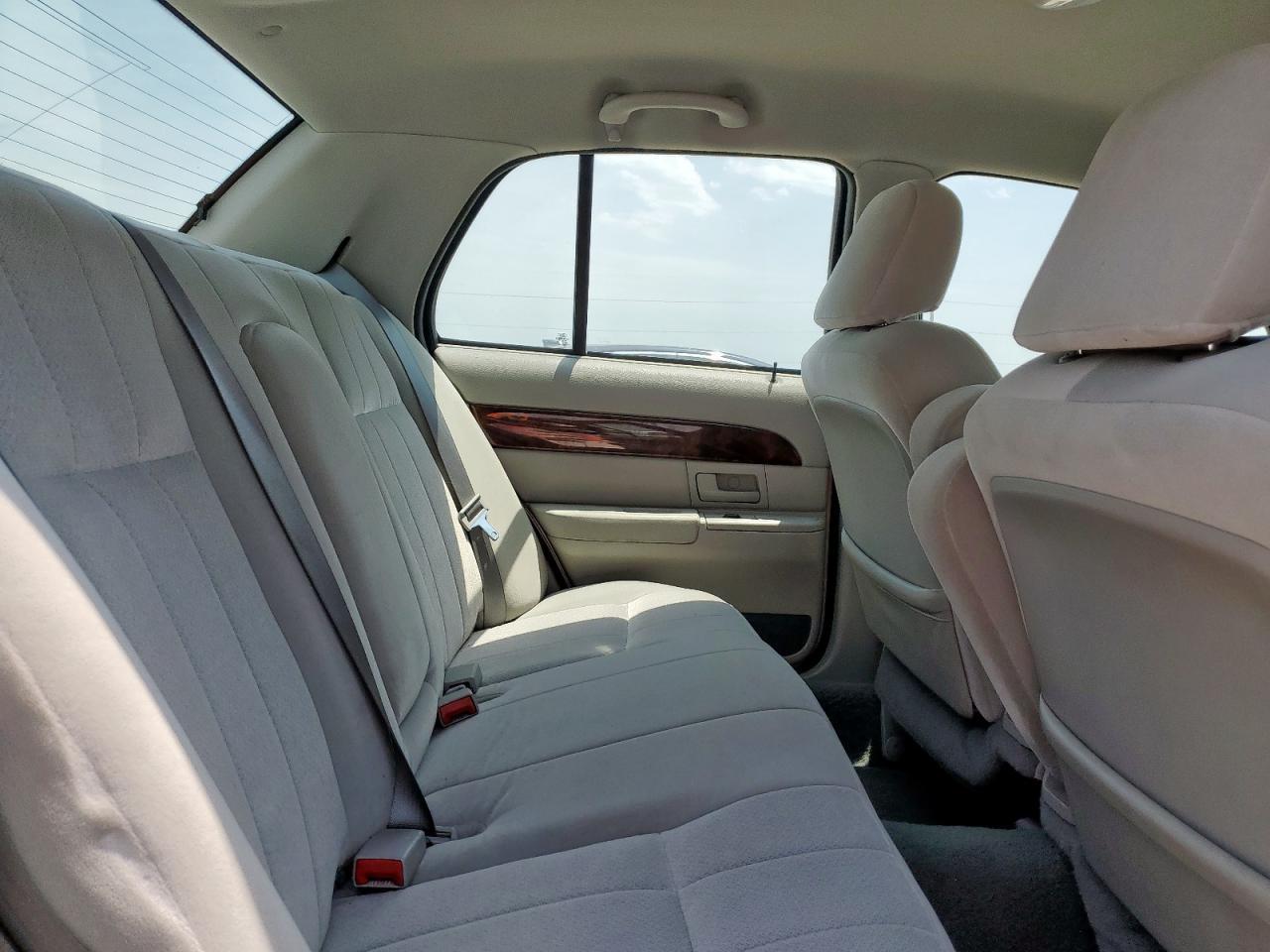 2004 Mercury Grand Marquis Gs Copart, lot number: 57091975, vin: 2MEFM74W94X683389. Thumbnail 10