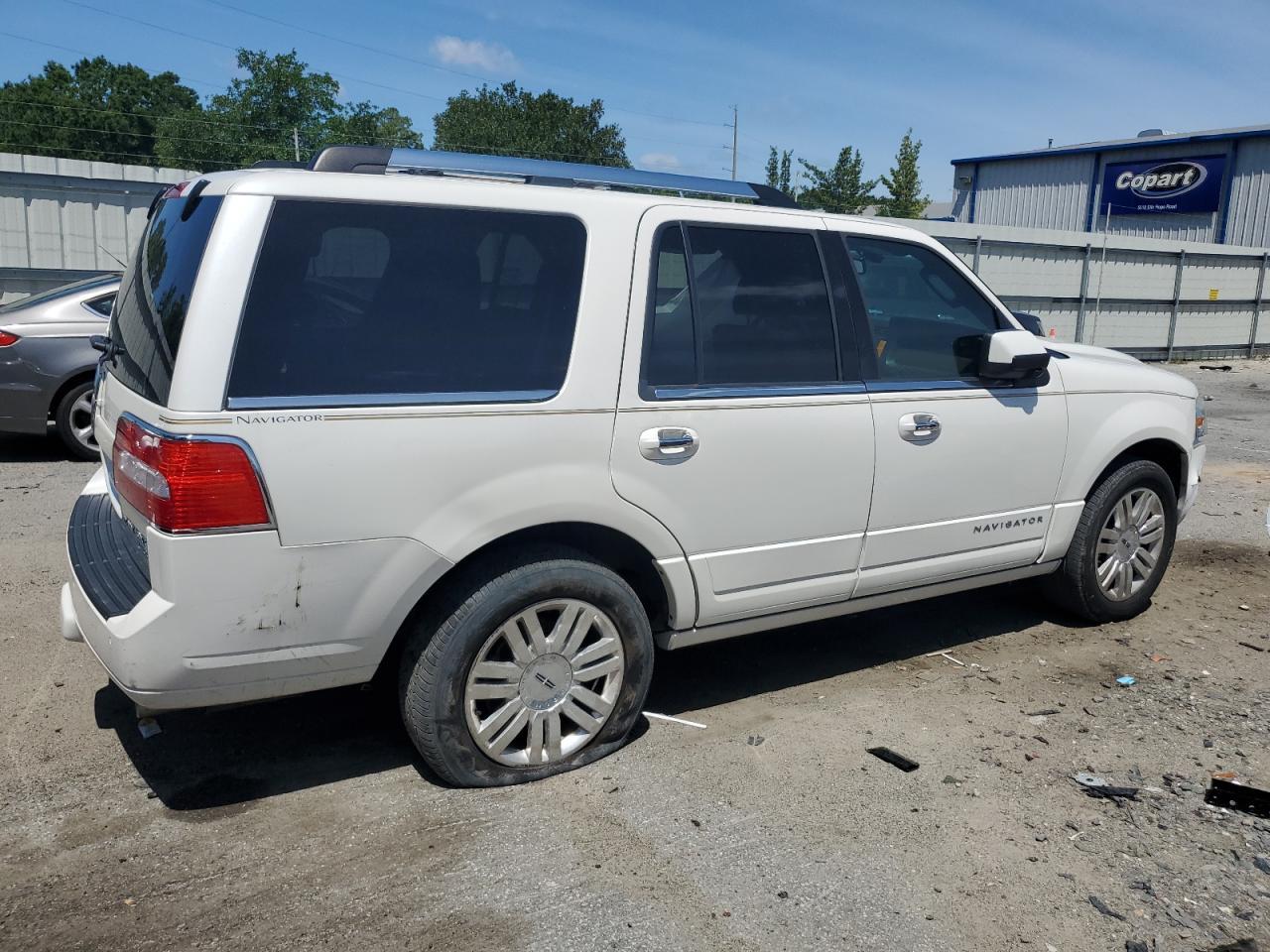 2013 Lincoln Navigator Copart, lot number: 59012025, vin: 5LMJJ2H5XDEL04855. Thumbnail 3