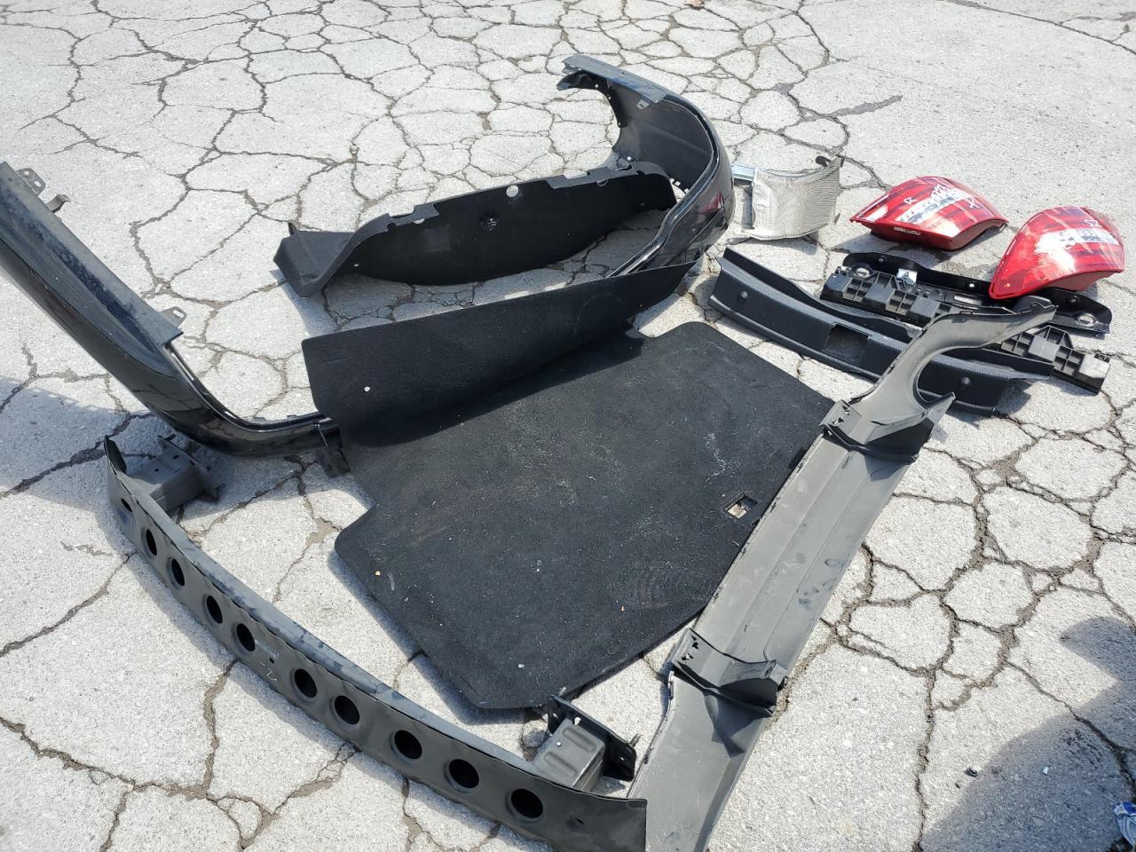 2014 Mercedes-Benz C 250 Copart, lot number: 56314385, vin: WDDGF4HB5ER307490. Thumbnail 12