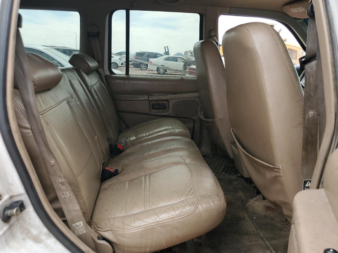 2000 Mercury Mountaineer Copart, lot number: 58248535, vin: 4M2ZU86P9YUJ34258. Thumbnail 10