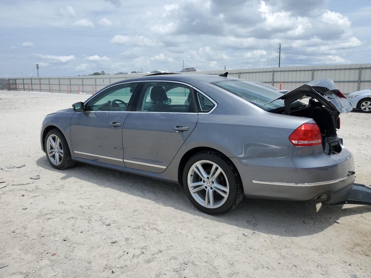 2015 Volkswagen Passat Se Copart, lot number: 55014975, vin: 1VWBV7A36FC120952. Thumbnail 2