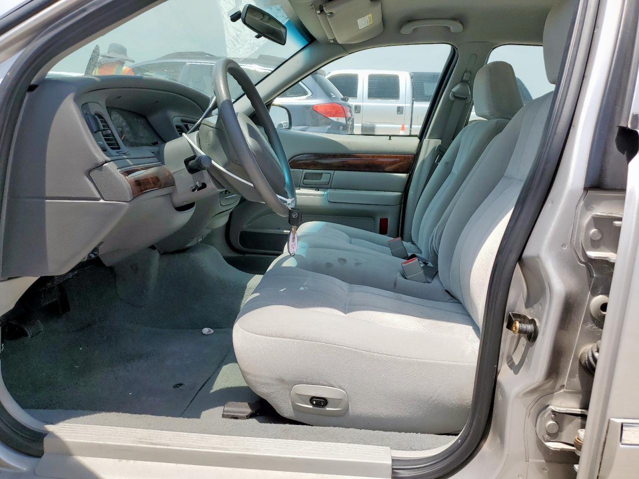 2004 Mercury Grand Marquis Gs Copart, lot number: 57091975, vin: 2MEFM74W94X683389. Thumbnail 7