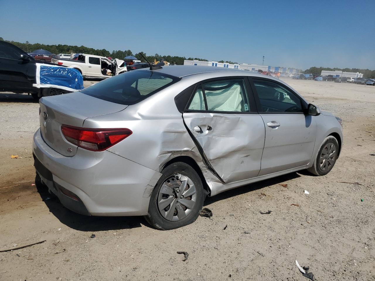 2020 Kia Rio Lx Copart, lot number: 55846805, vin: 3KPA24AD5LE302872. Thumbnail 3