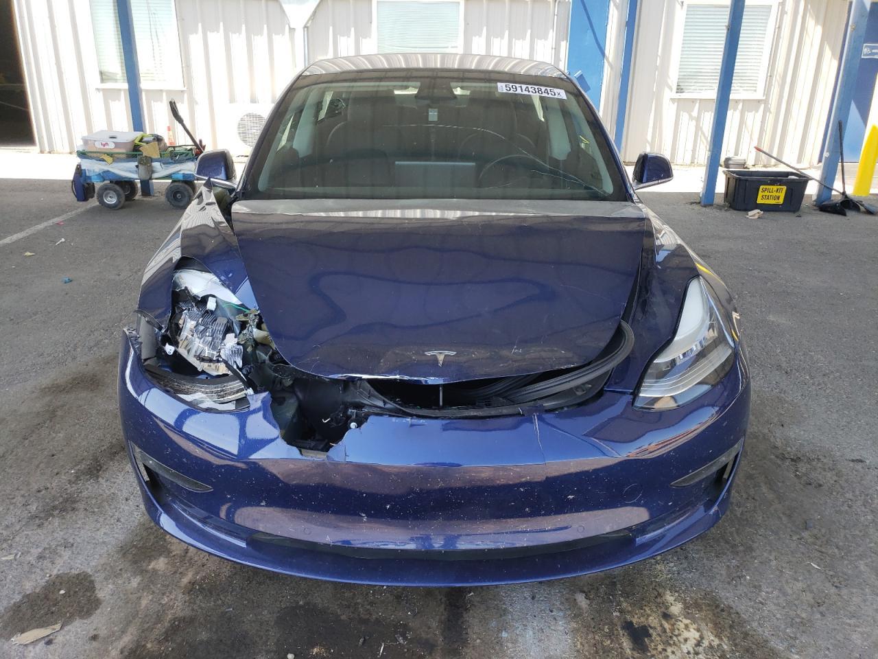 2018 Tesla Model 3 Copart, lot number: 59143845, vin: 5YJ3E1EA4JF077897. Thumbnail 5