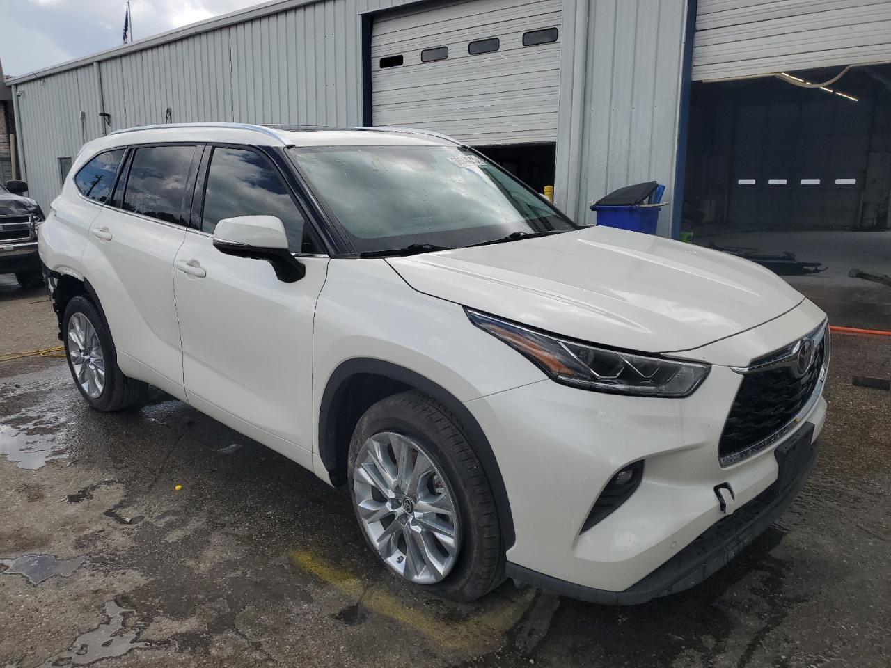 2021 Toyota Highlander Limited Copart, lot number: 56644015, vin: 5TDYZRAH2MS527686. Thumbnail 4