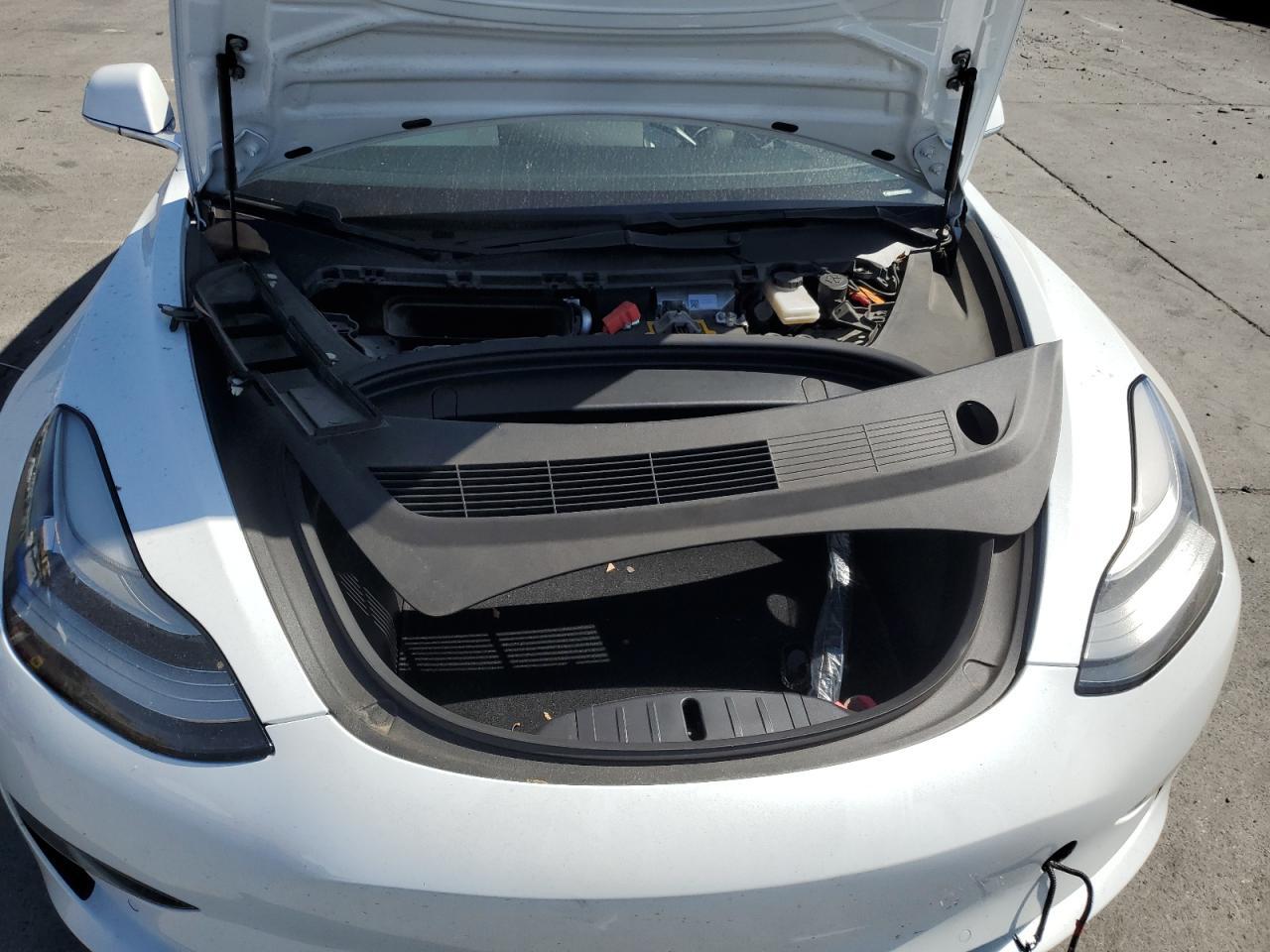 2018 Tesla Model 3 Copart, lot number: 59237595, vin: 5YJ3E1EB0JF112248. Thumbnail 11