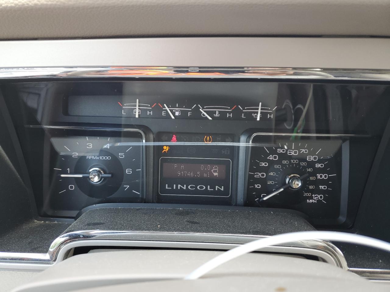 2010 Lincoln Navigator L Copart, lot number: 58822165, vin: 5LMJJ3J51AEJ08461. Thumbnail 9