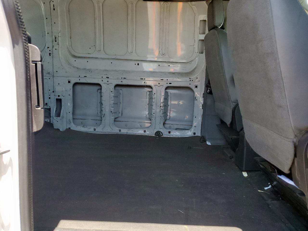 2015 Ford Transit T-150 Copart, lot number: 58180225, vin: 1FTNE1ZM5FKA91055. Thumbnail 10