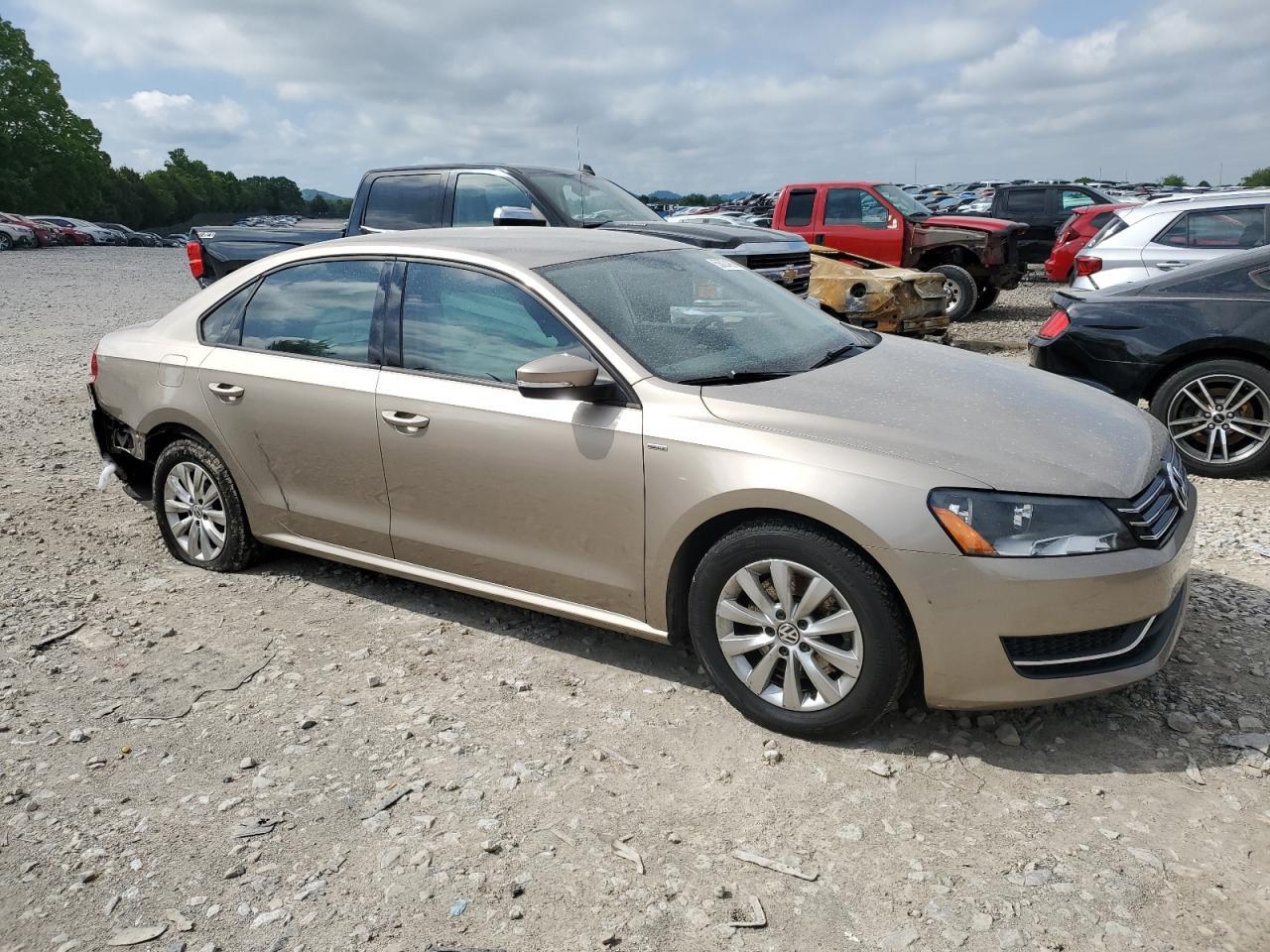 2015 Volkswagen Passat S Copart, lot number: 56024905, vin: 1VWAS7A3XFC035732. Thumbnail 4