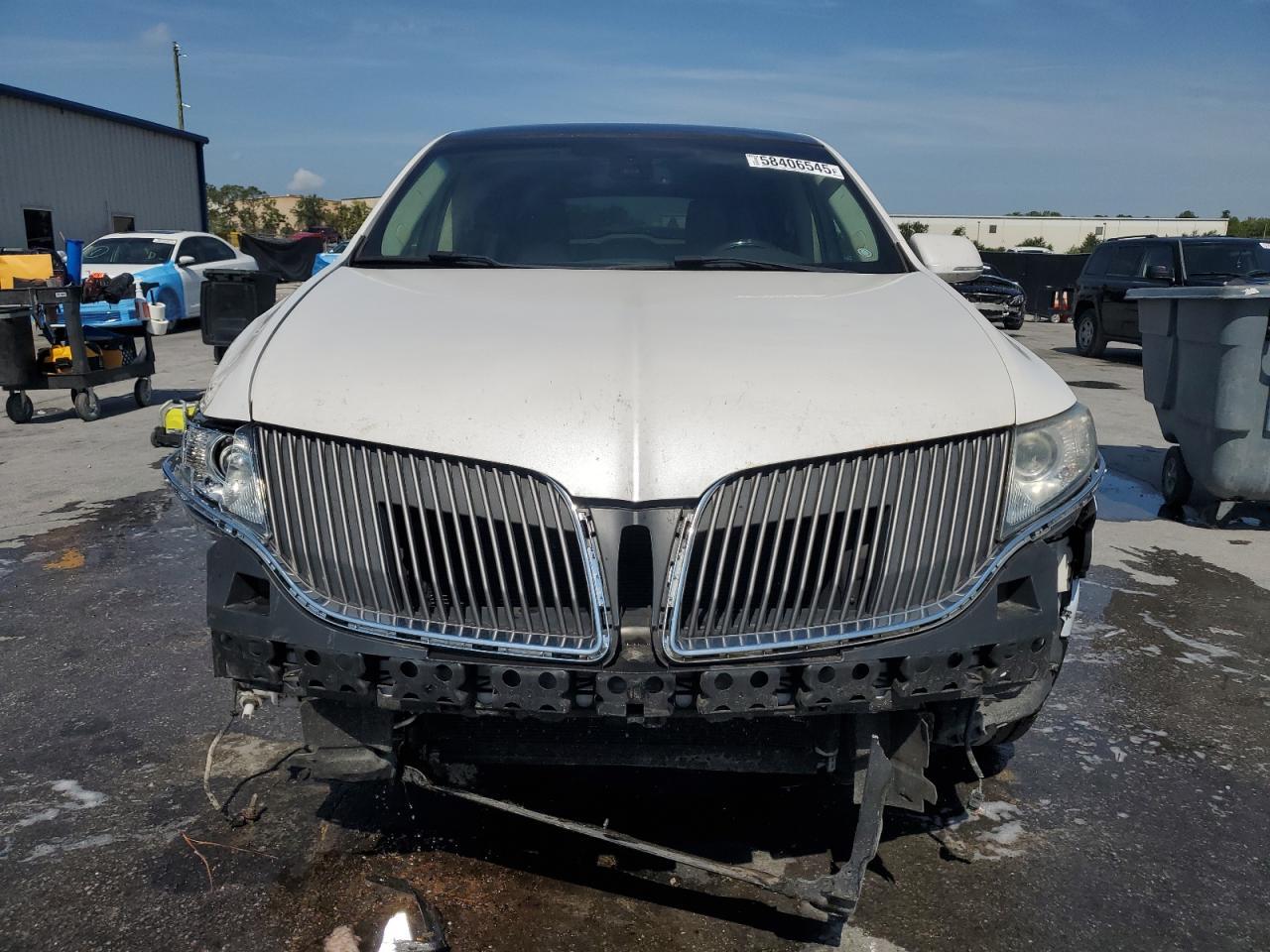 2016 Lincoln Mkt Copart, lot number: 58406545, vin: 2LMHJ5FK3GBL01666. Thumbnail 5
