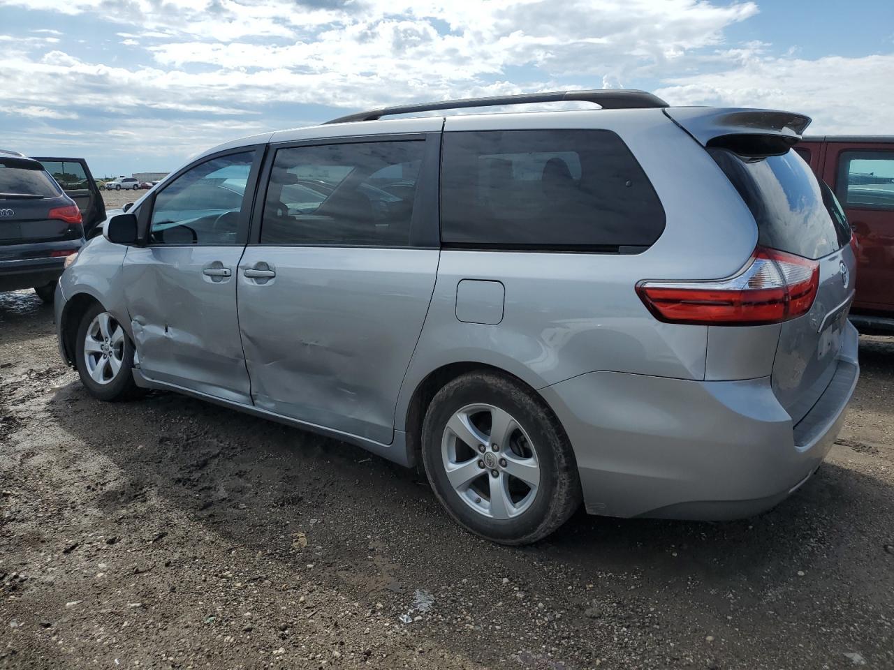 2015 Toyota Sienna Le Copart, lot number: 56421605, vin: 5TDKK3DC1FS678805. Thumbnail 2