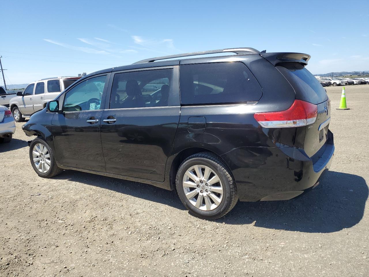 2012 Toyota Sienna Xle Copart, lot number: 55964505, vin: 5TDYK3DC0CS259964. Thumbnail 2