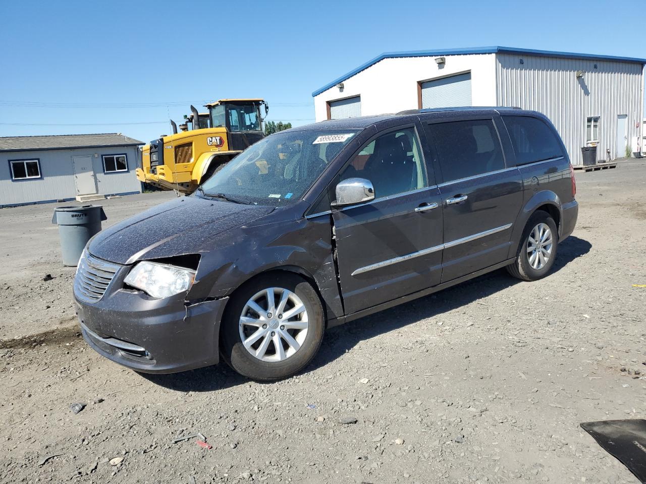 2015 Chrysler Town & Country Limited Platinum Copart, lot number: 58993855, vin: 2C4RC1GG9FR697352. Thumbnail 1