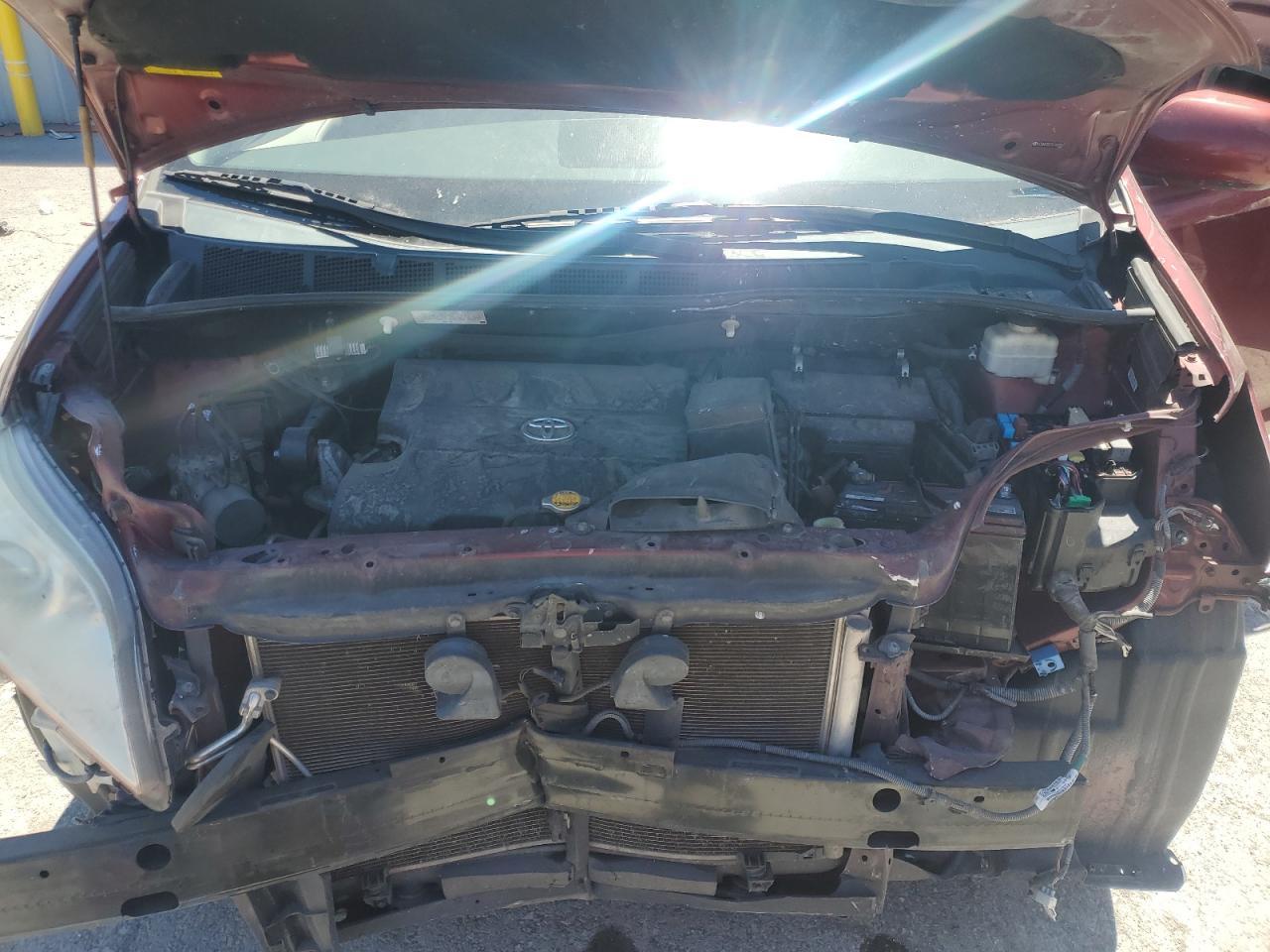 2014 Toyota Sienna Le Copart, lot number: 56601545, vin: 5TDKK3DC7ES462827. Thumbnail 12