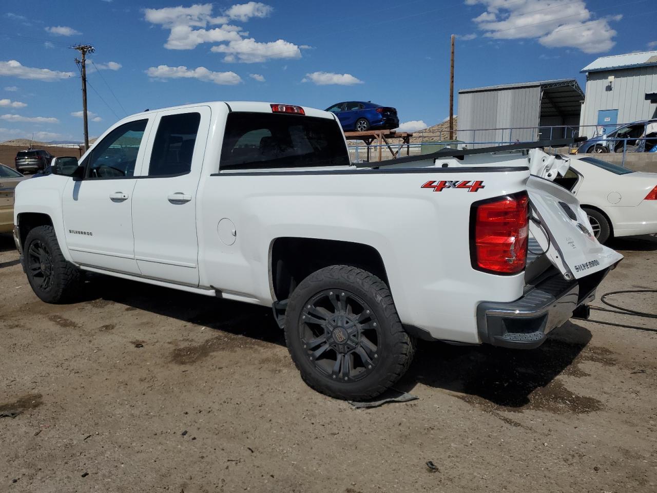 2018 Chevrolet Silverado K1500 Lt Copart, lot number: 56240995, vin: 1GCVKREH1JZ108336. Thumbnail 2