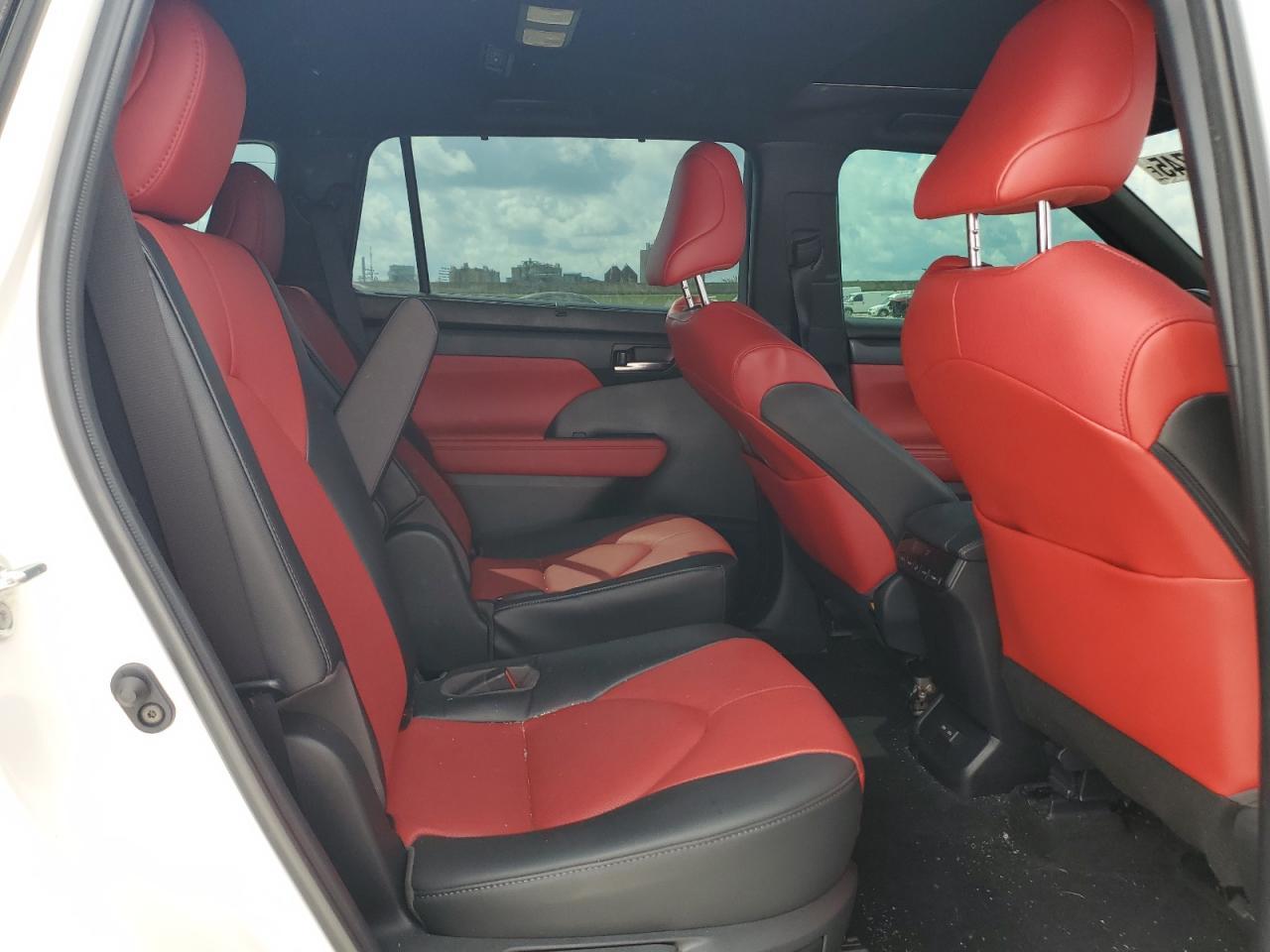 2023 Toyota Highlander L Copart, lot number: 58024745, vin: 5TDKDRAH0PS021783. Thumbnail 11