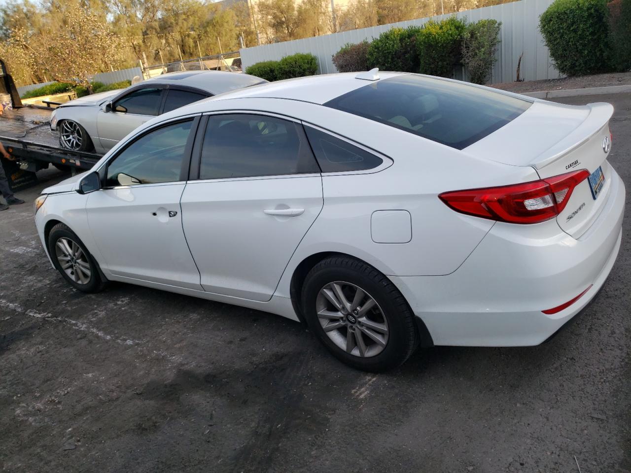 2017 Hyundai Sonata Se Copart, lot number: 56792485, vin: 5NPE24AFXHH590961. Thumbnail 2