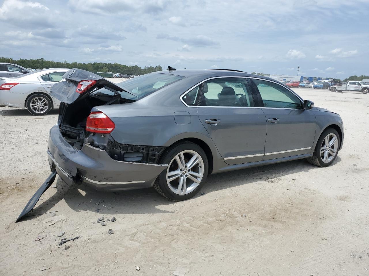 2015 Volkswagen Passat Se Copart, lot number: 55014975, vin: 1VWBV7A36FC120952. Thumbnail 3
