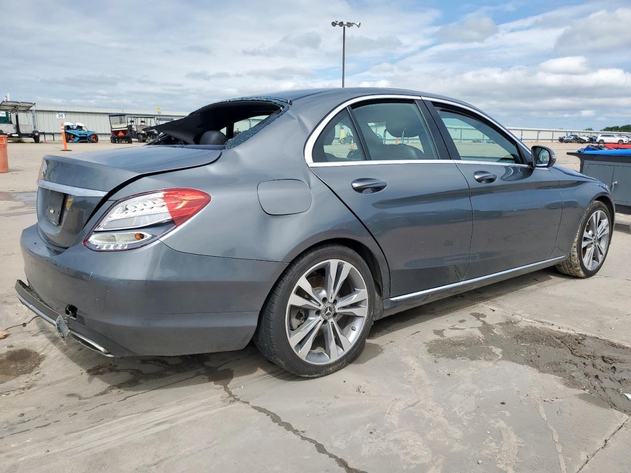 2018 Mercedes-Benz C 300 Copart, lot number: 59124125, vin: 55SWF4JB5JU246835. Thumbnail 3