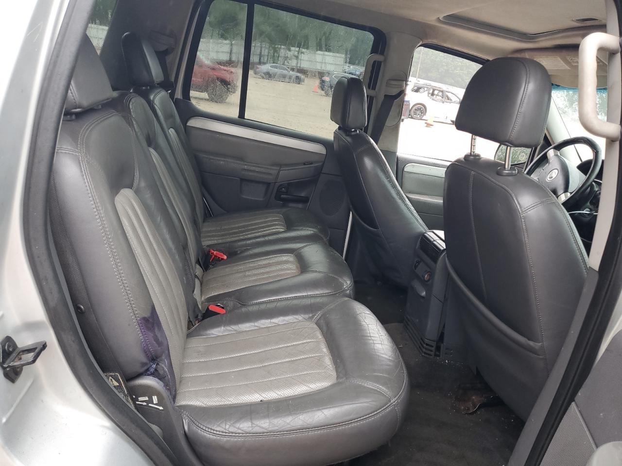 2002 Mercury Mountaineer Copart, lot number: 57753615, vin: 4M2ZU66E82UJ24458. Thumbnail 11