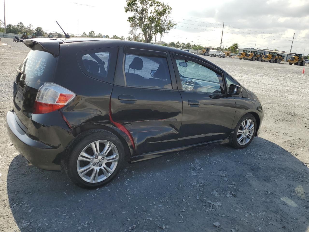 2009 Honda Fit Sport Copart, lot number: 57880705, vin: JHMGE884X9S036607. Thumbnail 3