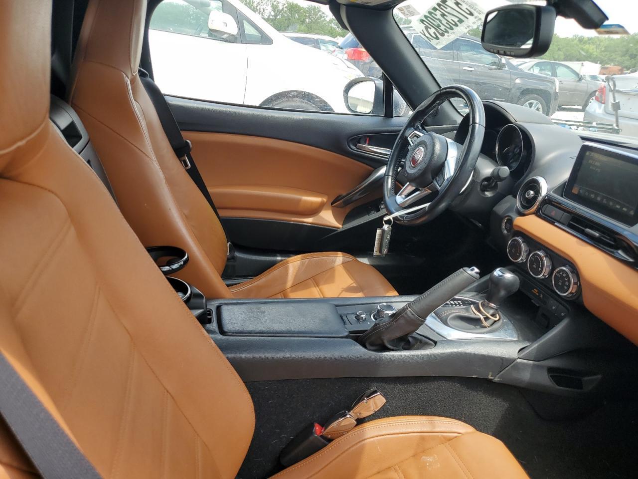 2017 Fiat 124 Spider Classica Copart, lot number: 57253905, vin: JC1NFAEK4H0103516. Thumbnail 10