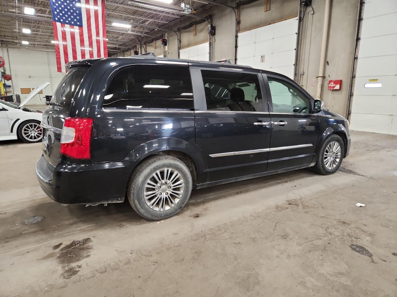 2013 Chrysler Town & Country Touring L Copart, lot number: 58622605, vin: 2C4RC1CG5DR589958. Thumbnail 3