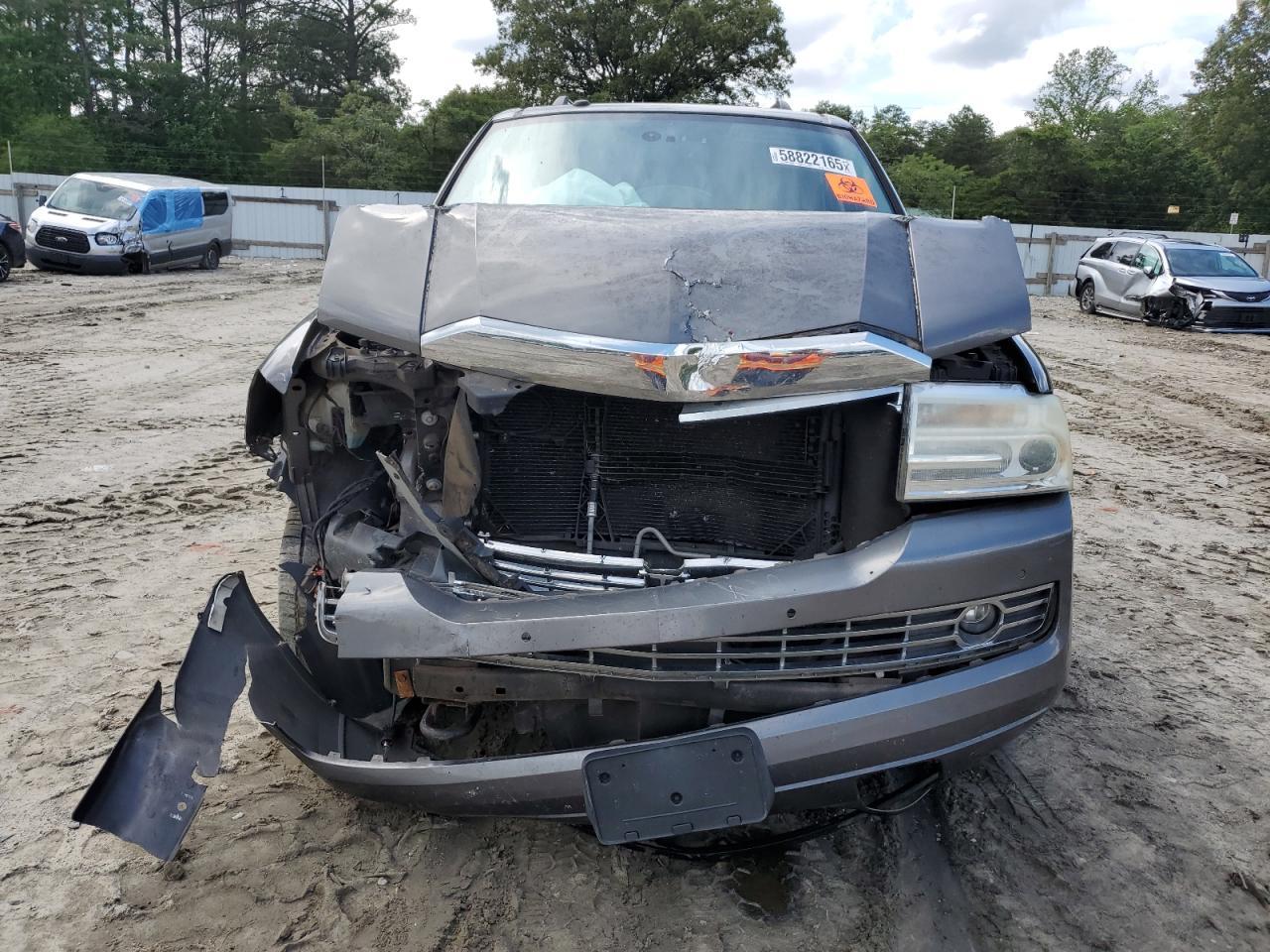 2010 Lincoln Navigator L Copart, lot number: 58822165, vin: 5LMJJ3J51AEJ08461. Thumbnail 5