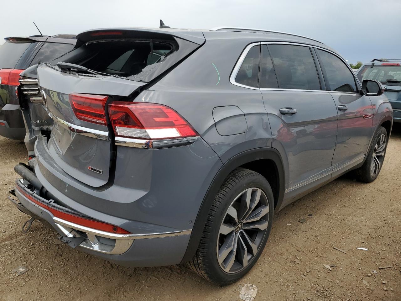 2021 Volkswagen Atlas Cross Sport Sel Premium R-Line Copart, lot number: 58376555, vin: 1V2FE2CA5MC223939. Thumbnail 3