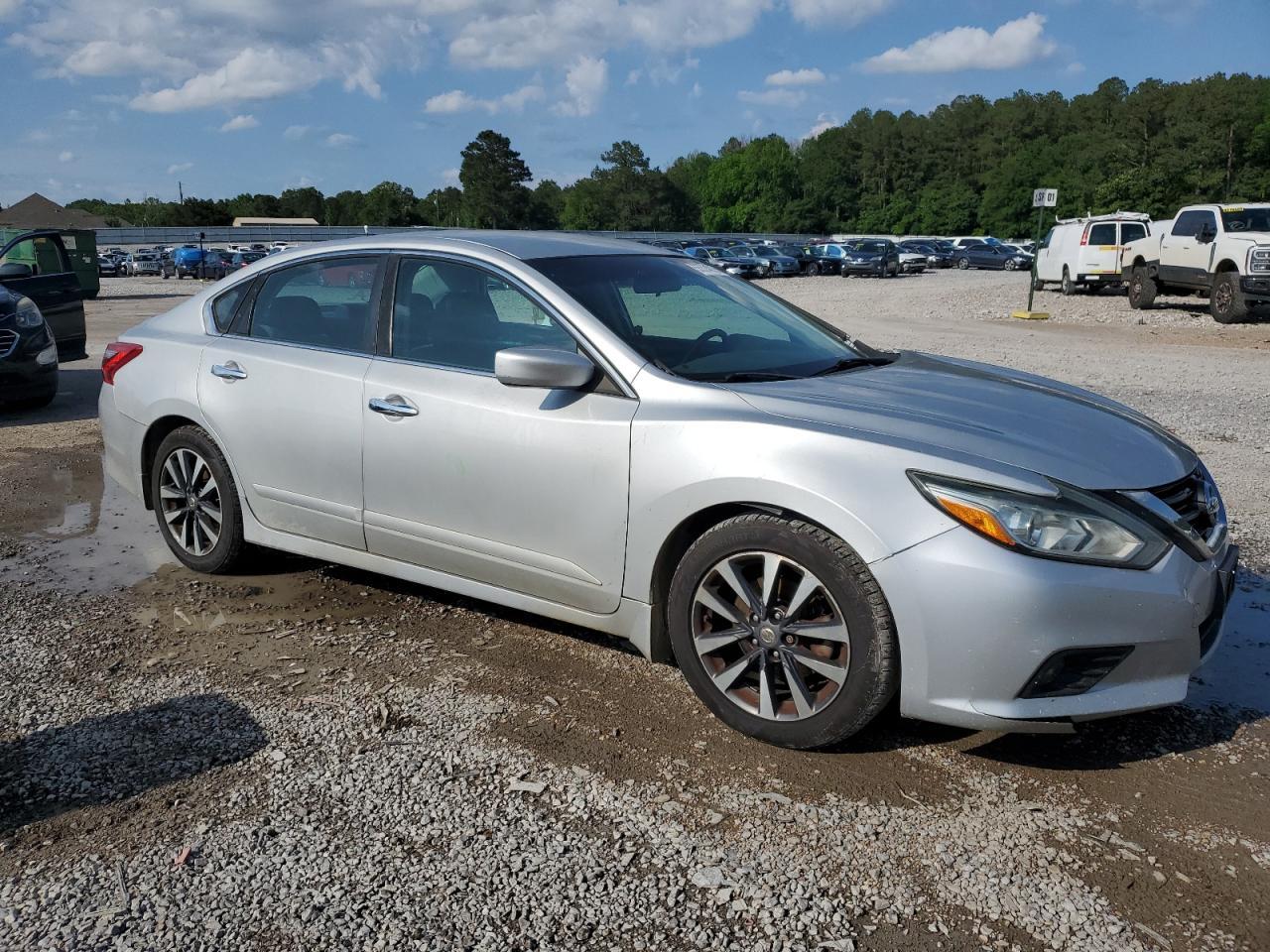 2017 Nissan Altima 2.5 Copart, lot number: 55524015, vin: 1N4AL3AP6HC161333. Thumbnail 4