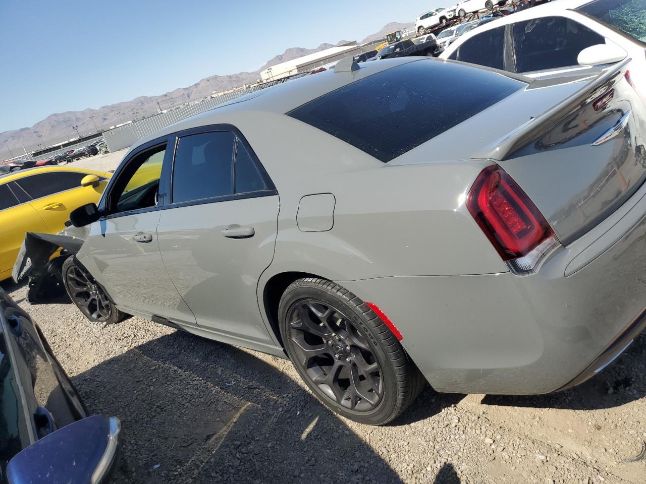 2019 Chrysler 300 S Copart, lot number: 59390735, vin: 2C3CCABG2KH686078. Thumbnail 2