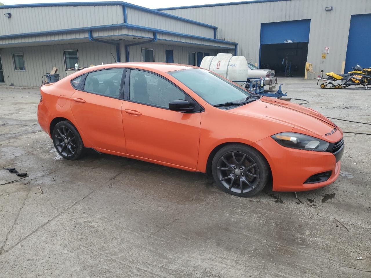 2015 Dodge Dart Sxt Copart, lot number: 56311945, vin: 1C3CDFBB5FD330872. Thumbnail 4