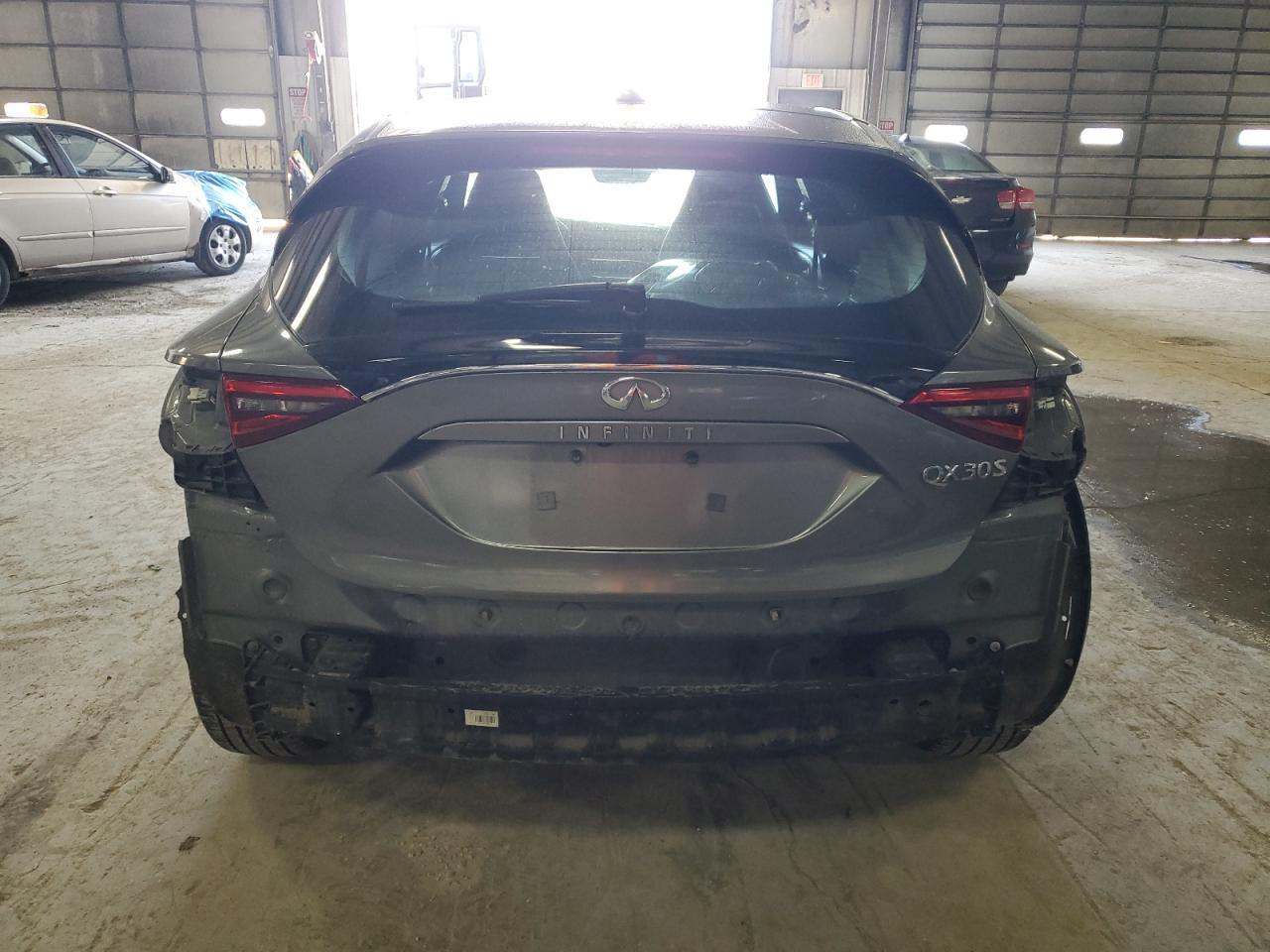 2017 Infiniti Qx30 Base Copart, lot number: 58857575, vin: SJKCH5CP9HA019936. Thumbnail 6