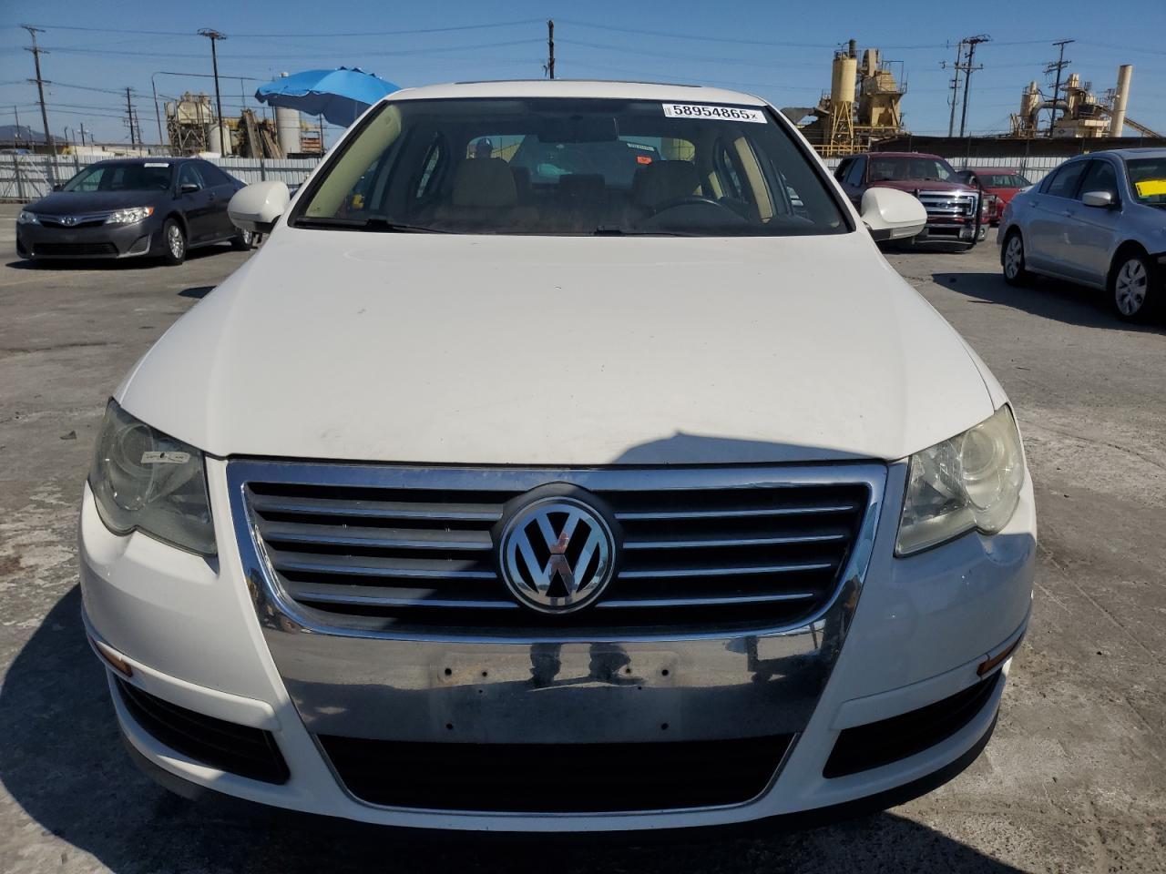 2008 Volkswagen Passat Komfort Copart, lot number: 58954865, vin: WVWAK73C58E198957. Thumbnail 5