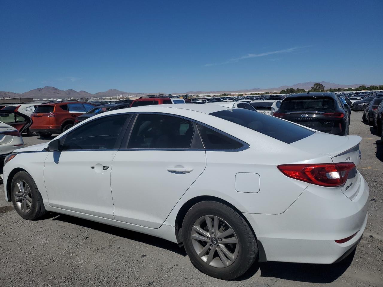 2017 Hyundai Sonata Se Copart, lot number: 57283875, vin: 5NPE24AFXHH590961. Thumbnail 2