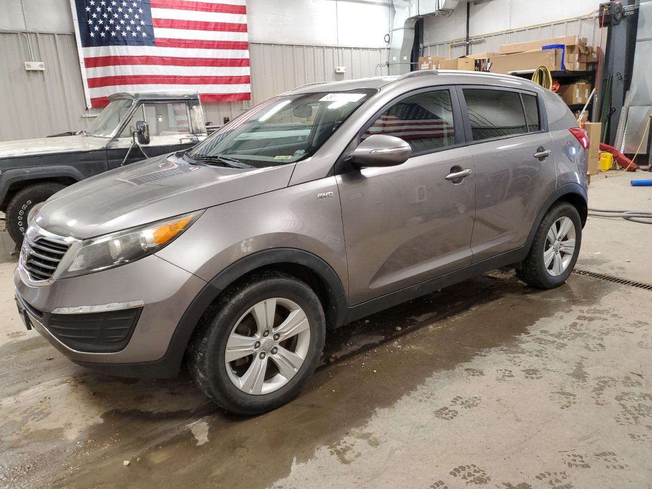 2011 Kia Sportage Lx Copart, lot number: 58980355, vin: KNDPBCA22B7049835. Thumbnail 1
