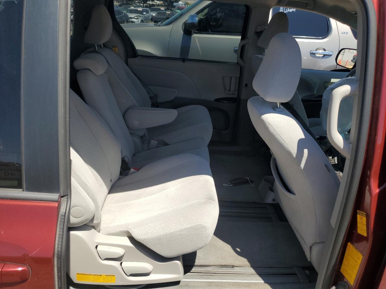 2014 Toyota Sienna Le Copart, lot number: 56566325, vin: 5TDKK3DC7ES462827. Thumbnail 11