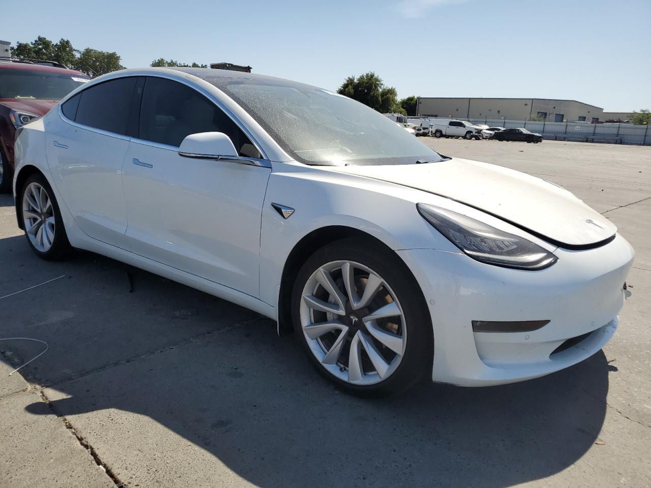2018 Tesla Model 3 Copart, lot number: 59237595, vin: 5YJ3E1EB0JF112248. Thumbnail 4