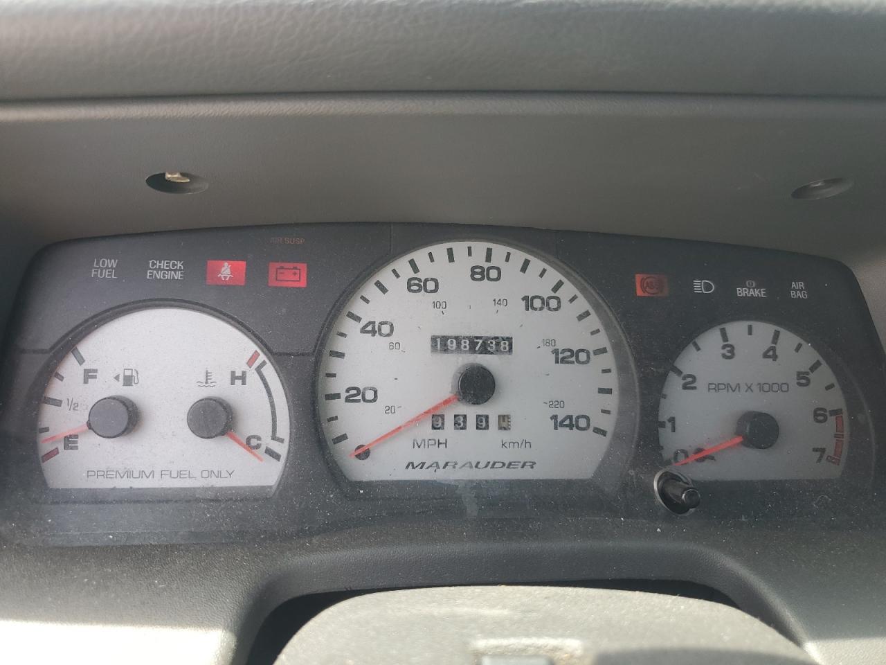 2003 Mercury Marauder Copart, lot number: 59290095, vin: 2MEHM75V83X658240. Thumbnail 9