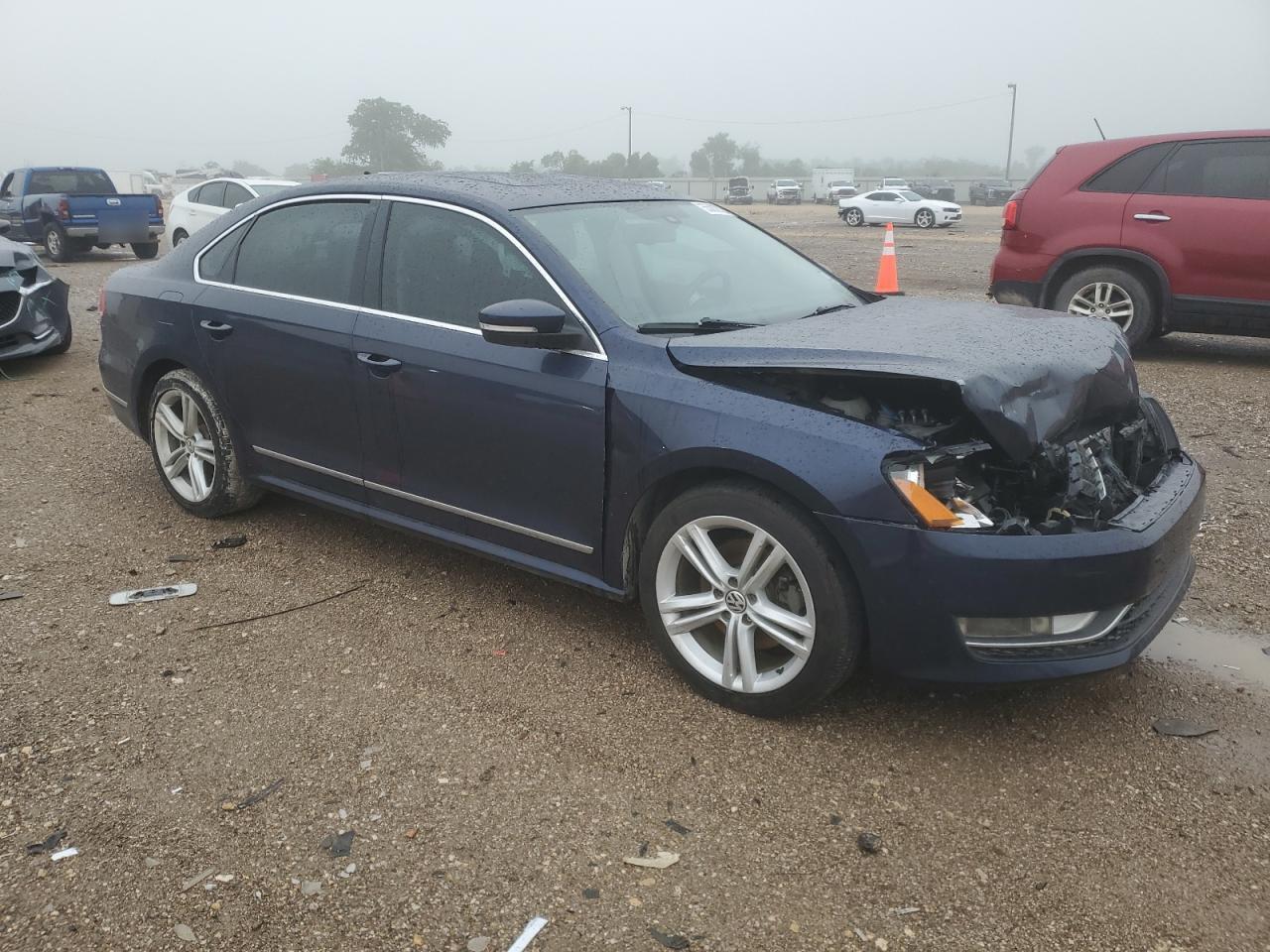 2015 Volkswagen Passat Sel Copart, lot number: 55882935, vin: 1VWCV7A31FC057408. Thumbnail 4