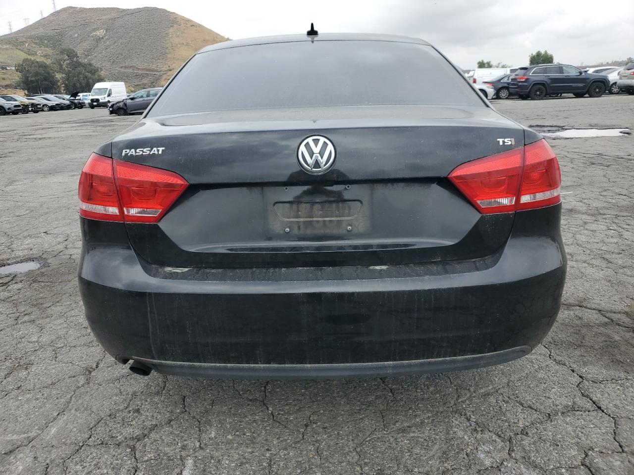 2015 Volkswagen Passat S Copart, lot number: 55606295, vin: 1VWAT7A32FC089040. Thumbnail 6