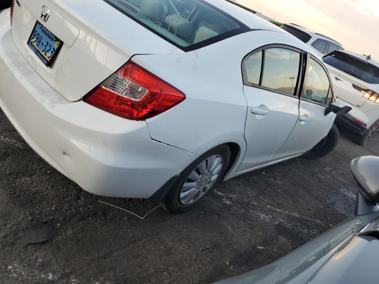 2012 Honda Civic Lx Copart, lot number: 59407085, vin: 19XFB2F57CE342639. Thumbnail 3