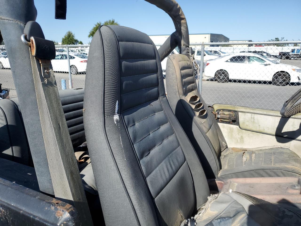 1984 Jeep Jeep Cj7 Copart, lot number: 57622165, vin: 1JCCF87A0ET099710. Thumbnail 10