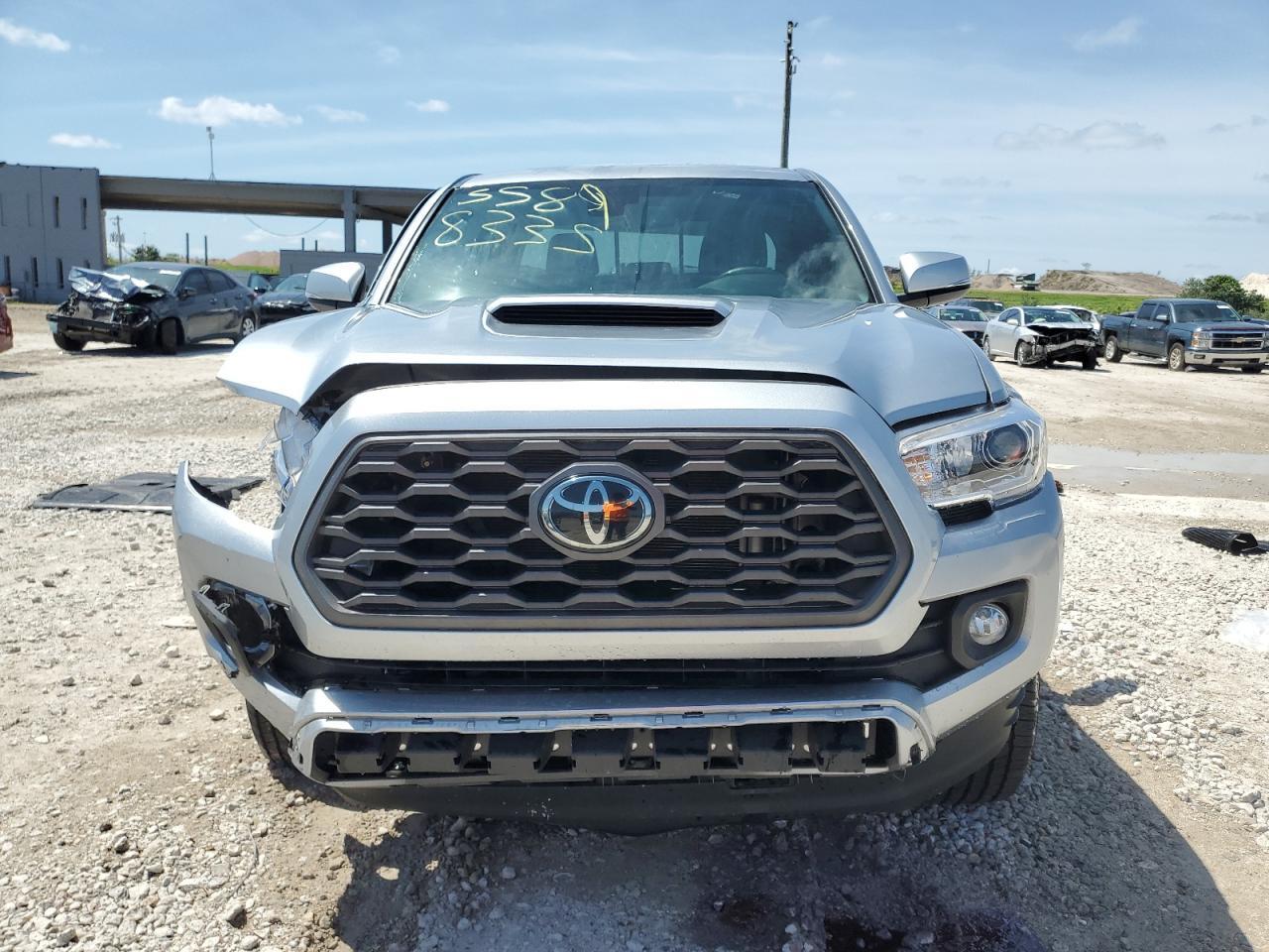 2022 Toyota Tacoma Double Cab Copart, lot number: 55898335, vin: 3TMAZ5CN9NM178766. Thumbnail 5