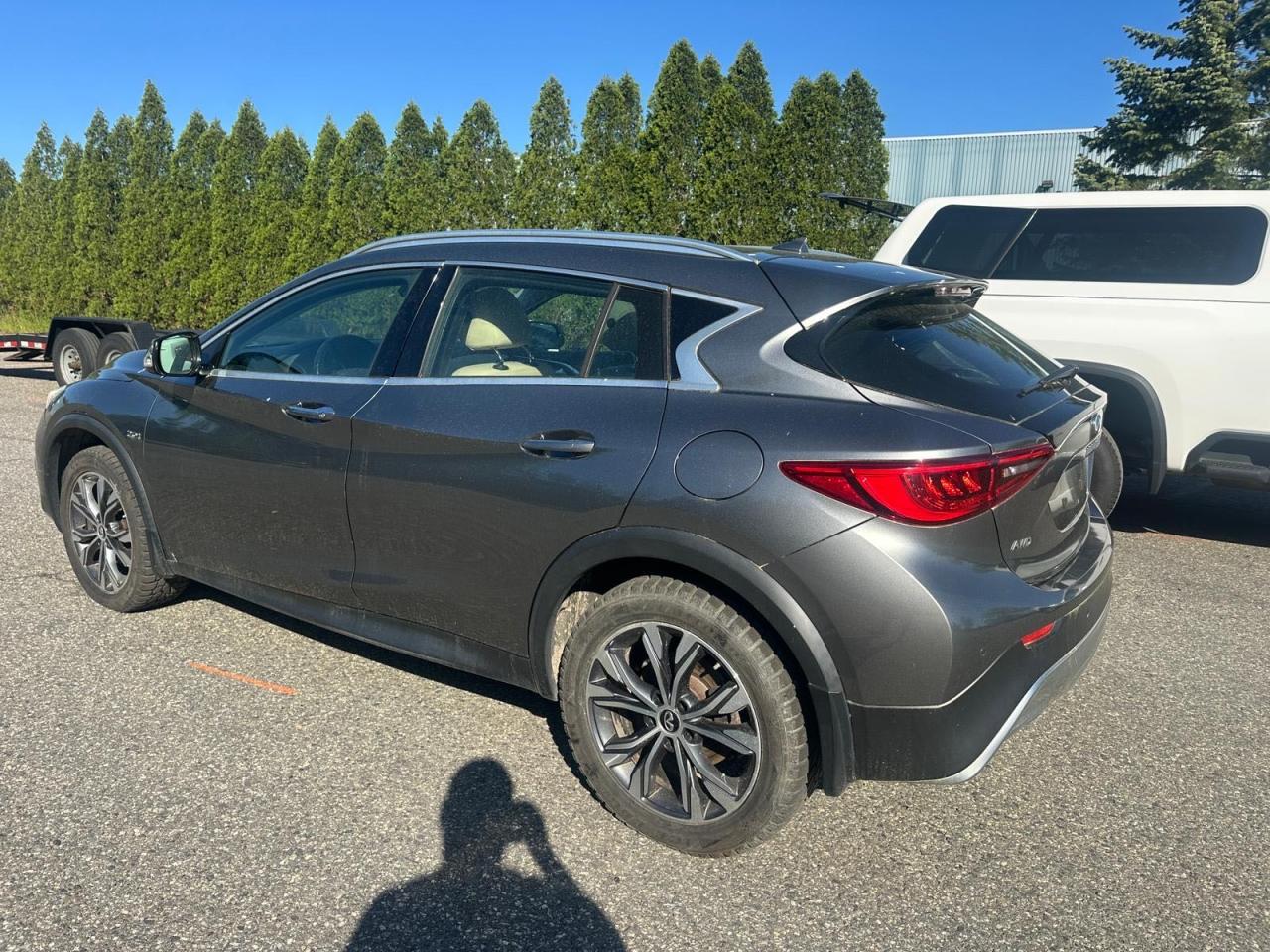 2018 Infiniti Qx30 Base Copart, lot number: 59198265, vin: SJKCH5CR1JA049133. Thumbnail 3