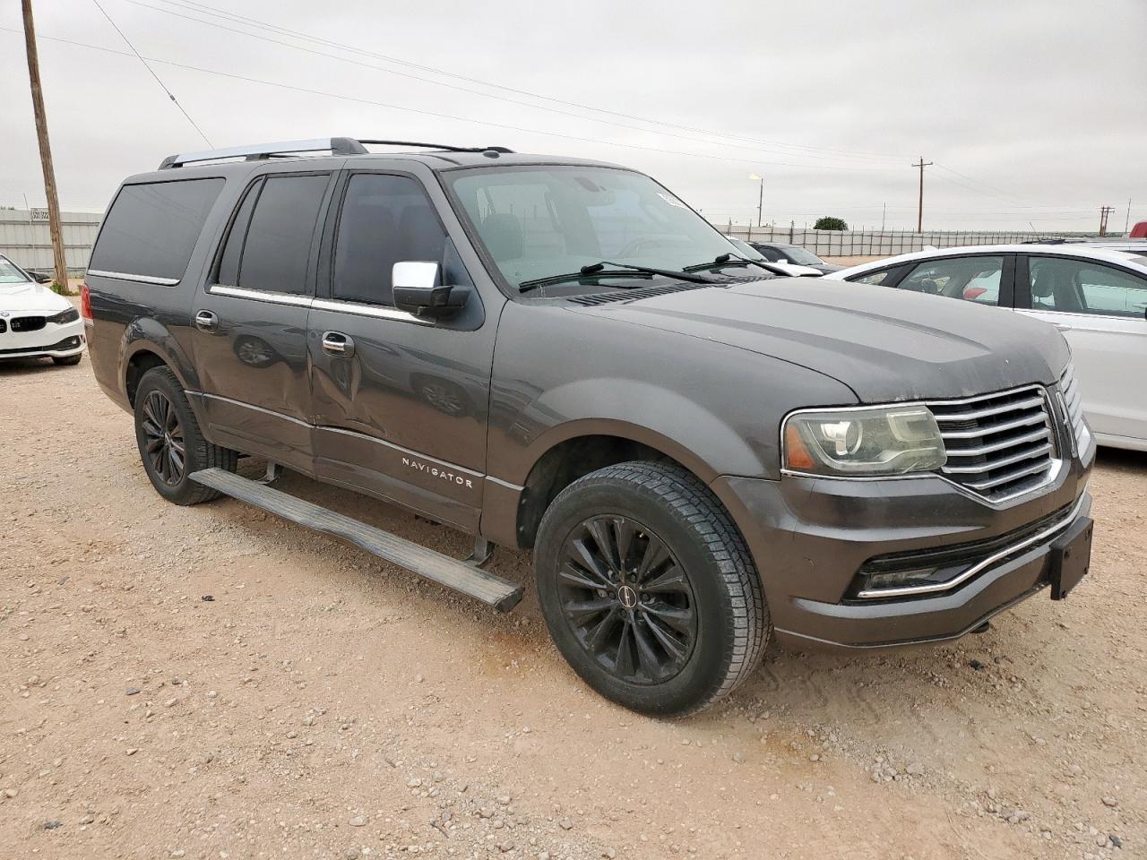2015 Lincoln Navigator L Copart, lot number: 58622395, vin: 5LMJJ3JT7FEJ08762. Thumbnail 4