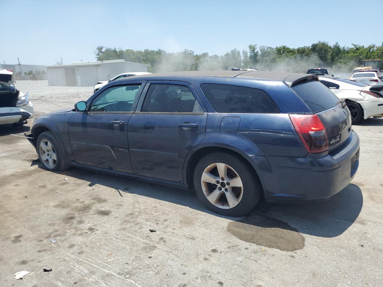 2005 Dodge Magnum Sxt Copart, lot number: 58200075, vin: 2D4FV48VX5H570760. Thumbnail 2