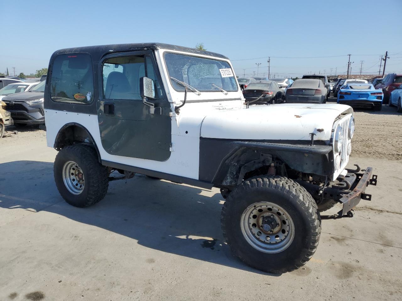 1983 Jeep Jeep Cj7 Copart, lot number: 57912325, vin: 1JCCN87E5DT072300. Thumbnail 4