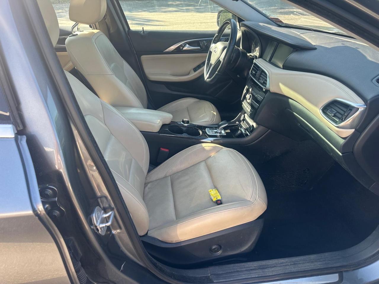 2018 Infiniti Qx30 Base Copart, lot number: 59198265, vin: SJKCH5CR1JA049133. Thumbnail 5