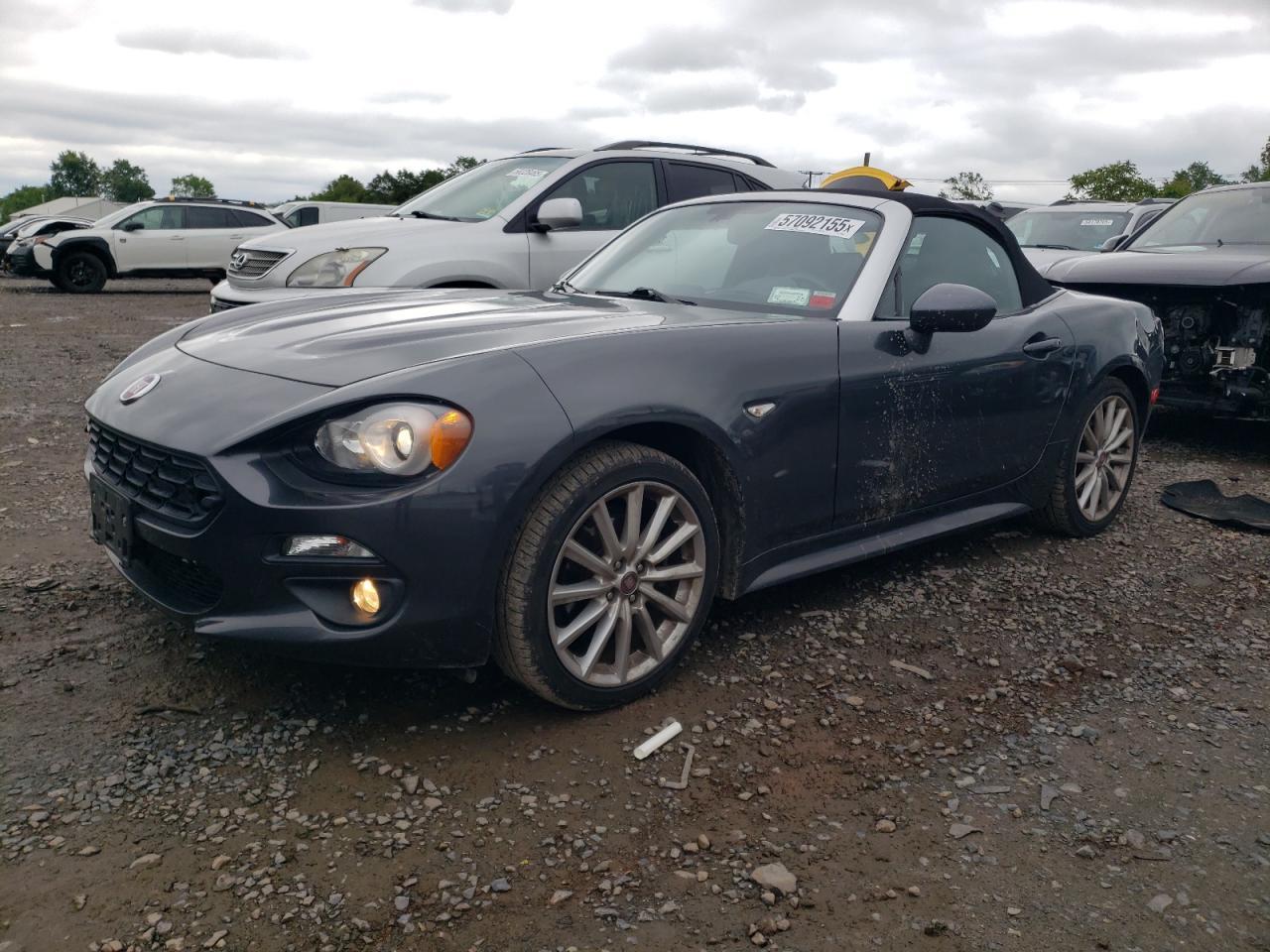 2018 Fiat 124 Spider Classica Copart, lot number: 57092155, vin: JC1NFAEKXJ0139328. Thumbnail 1